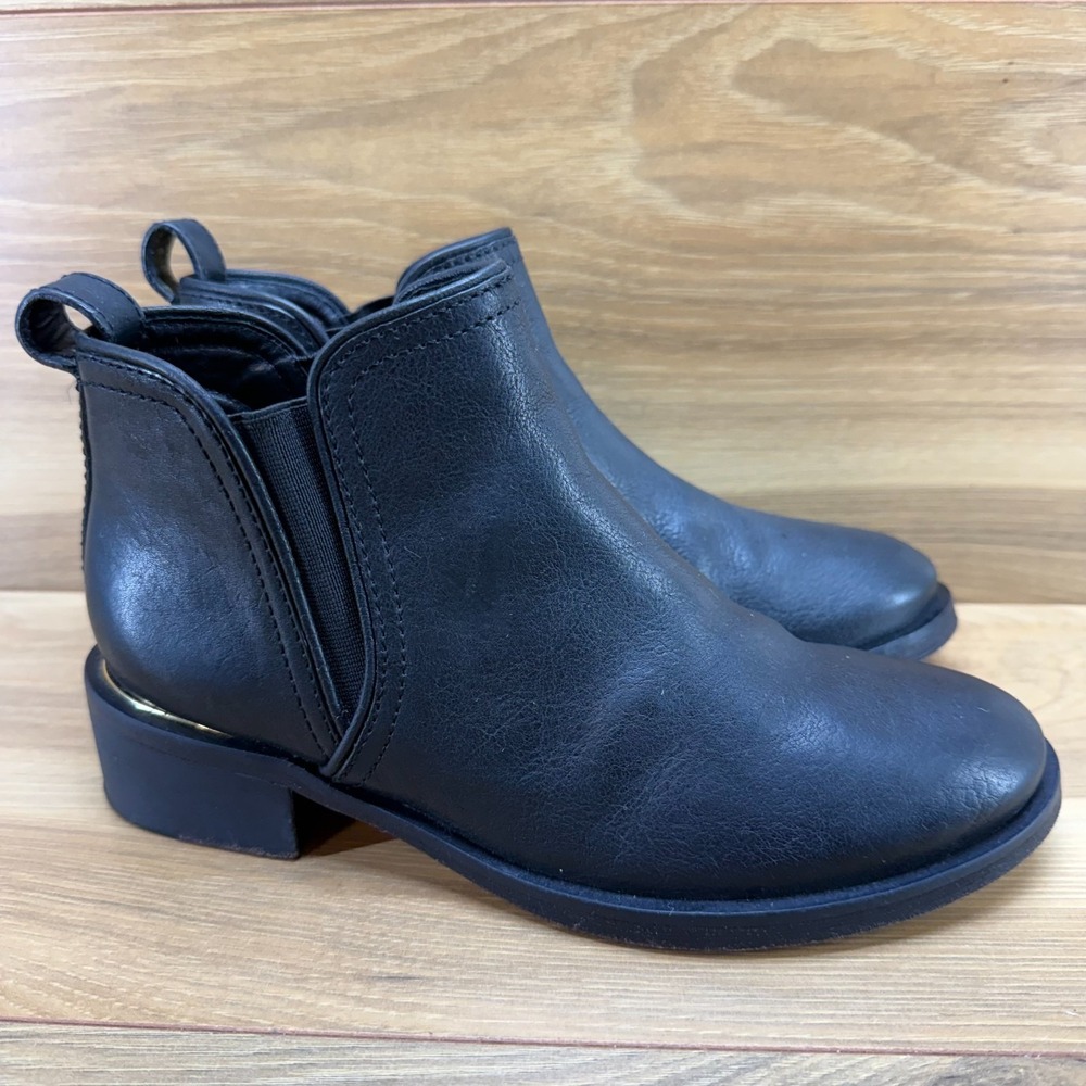 Tory Burch Chelsea Boot Womens 6 M Black Leather Stacked Heel Modern Casual